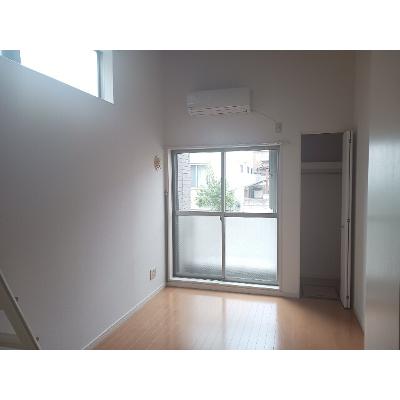 アビー・ロード 103【管理NO：1-099395501-01030】 ★家具家電は申し込み後に搬入します★ ★2026年11月中旬入居可能★の物件写真2