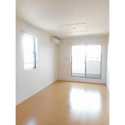 サンリット 202【管理NO：1-018634901-02020】 ★家具家電は申し込み後に搬入します★ ★2026年11月中旬入居可能★の物件写真2