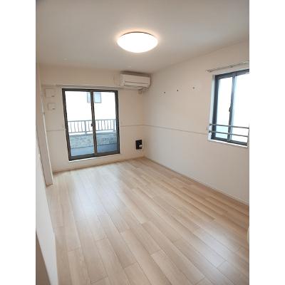 ラビットレジデンス八日市 207【管理NO：1-025840901-02070】 ★家具家電は申し込み後に搬入します★ ★2026年09月下旬入居可能★の物件写真2