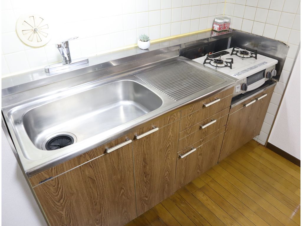 apartment 〒107-0052　東京都港区赤坂２丁目5-1 S-GATE赤坂山王　9F
