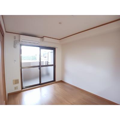 ベル　コリーヌ 103【管理NO：1-011752701-01030】 ★家具家電は申し込み後に搬入します★ ★2026年09月中旬入居可能★の物件写真2