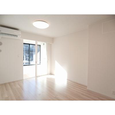 ベルソレイユⅡ 102【管理NO：1-025324202-01020】 ★家具家電は申し込み後に搬入します★ ★2026年10月中旬入居可能★の物件写真2