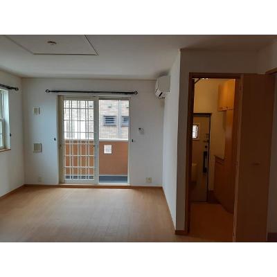 ルミエール 103【管理NO：1-013972901-01030】 ★家具家電は申し込み後に搬入します★ ★2026年09月中旬入居可能★の物件写真2