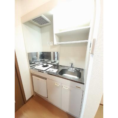 ジョリ　ロジュマン 201【管理NO：1-011554901-02010】 ★家具家電は申し込み後に搬入します★の物件写真3