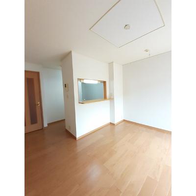 エフルゲンスＡ 102【管理NO：1-013668301-01020】 ★家具家電は申し込み後に搬入します★ ★2026年09月中旬入居可能★の物件写真2
