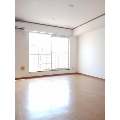 ジュネス 201【管理NO：1-010467801-02010】 ★家具家電は申し込み後に搬入します★ ★2026年09月中旬入居可能★の物件写真2