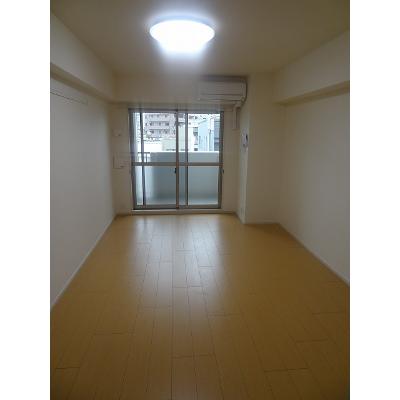 ソワ・リヴィエール 408【管理NO：1-020379401-04070】 ★家具家電は申し込み後に搬入します★ ★2026年09月下旬入居可能★の物件写真2