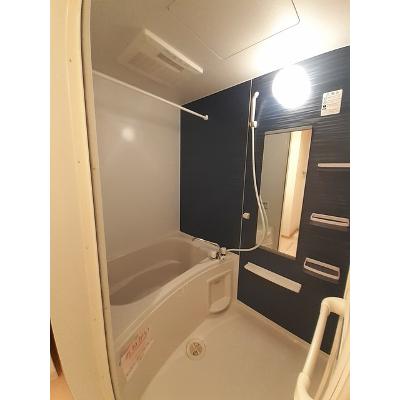 レクサス　Ｅ 202【管理NO：1-016904402-02020】 ★家具家電は申し込み後に搬入します★ ★2026年10月下旬入居可能★の物件写真4
