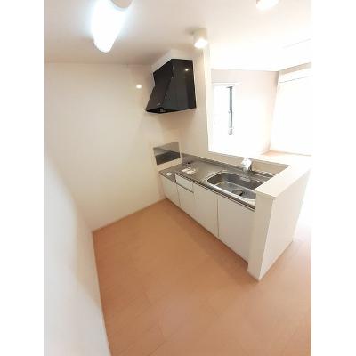 apartment 〒108-0075　東京都港区港南２丁目16-1