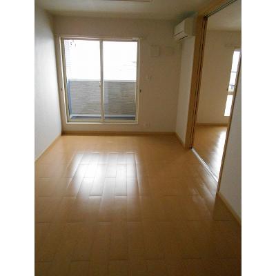 チャハナ・コーラル 202【管理NO：1-016743101-02020】 ★家具家電は申し込み後に搬入します★ ★2026年09月中旬入居可能★の物件写真2