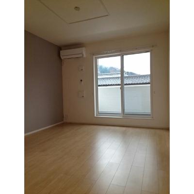 カーサ・カルム 205【管理NO：1-022751801-02040】 ★家具家電は申し込み後に搬入します★ ★2026年09月下旬入居可能★の物件写真2