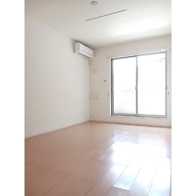 フローレンスＣ 202【管理NO：1-019133803-02020】 ★家具家電は申し込み後に搬入します★の物件写真2