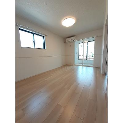 ソル　カミーノ　ドス 101【管理NO：1-026007102-01010】 ★家具家電は申し込み後に搬入します★ ★2026年10月中旬入居可能★の物件写真2