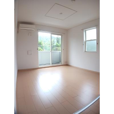 メゾン・ファミールＢ 103【管理NO：1-016001702-01030】 ★家具家電は申し込み後に搬入します★の物件写真2