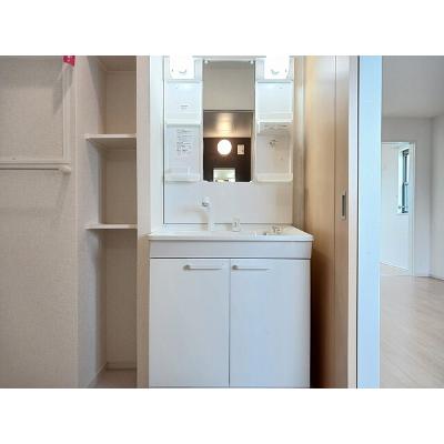 ラッキー　Ⅲ 201【管理NO：1-023077201-02010】 ★家具家電は申し込み後に搬入します★の物件写真6