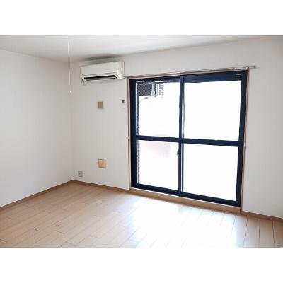 シェーネ幸 401【管理NO：1-012252201-04010】 ★家具家電は申し込み後に搬入します★の物件写真2