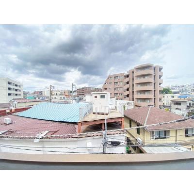 ユニオンマンスリー横浜・白楽５　309　1R・シングル☆◆インターネット固定回線（有線）無料の部屋◆【禁煙ルーム】安心の宅配ボックス＆モニター付きインターフォン完備！デスク・チェアのあるお部屋の物件写真6