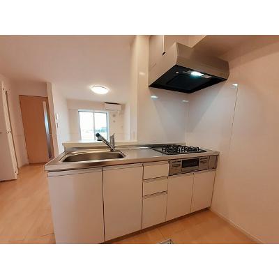 ハル 103【管理NO：1-025137801-01030】 ★家具家電は申し込み後に搬入します★ ★2026年10月中旬入居可能★の物件写真3