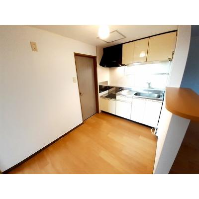 クレストール高柳 104【管理NO：1-004414301-01040】 ★家具家電は申し込み後に搬入します★ ★2026年09月中旬入居可能★の物件写真3