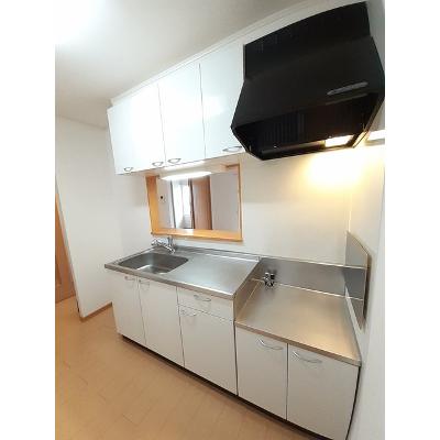 クレール　Ⅱ 201【管理NO：1-015135102-02010】 ★家具家電は申し込み後に搬入します★の物件写真3