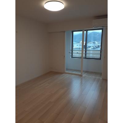 レガリアⅠ 205【管理NO：1-026467901-02050】 ★家具家電は申し込み後に搬入します★ ★2026年09月中旬入居可能★の物件写真2