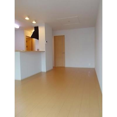 ジュネス高丘 203【管理NO：1-017527701-02030】 ★家具家電は申し込み後に搬入します★ ★2026年10月中旬入居可能★の物件写真2