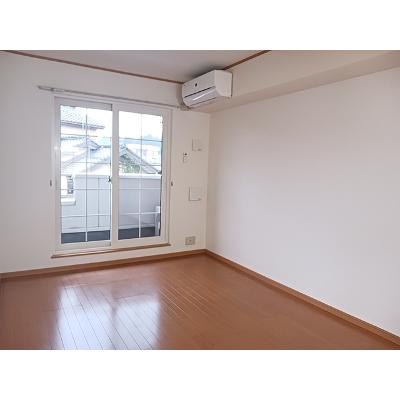ＭスクウェアＡ 201【管理NO：1-013243701-02010】 ★家具家電は申し込み後に搬入します★の物件写真2