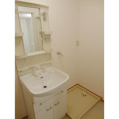 グランドゥール 102【管理NO：1-012449401-01020】 ★家具家電は申し込み後に搬入します★ ★2026年09月中旬入居可能★の物件写真6