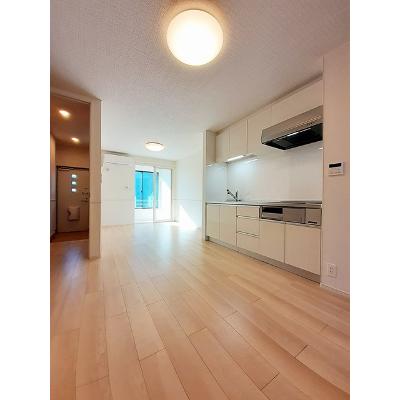 ラーソ　ミラグロ　Ⅱ 101【管理NO：1-026912401-01010】 ★家具家電は申し込み後に搬入します★の物件写真2