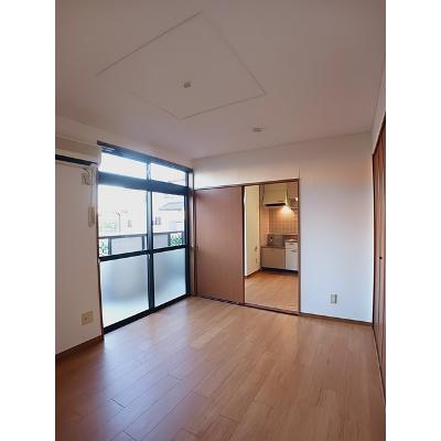 サンハイツ 103【管理NO：1-006712101-01030】 ★家具家電は申し込み後に搬入します★の物件写真2