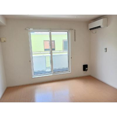 プランドール・フラット 203【管理NO：1-020429701-02030】 ★家具家電は申し込み後に搬入します★の物件写真2