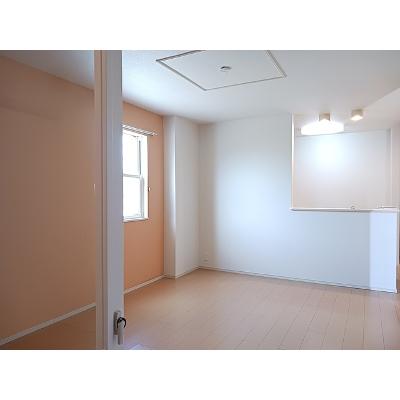メゾングラース 101【管理NO：1-019030901-01010】 ★家具家電は申し込み後に搬入します★の物件写真2
