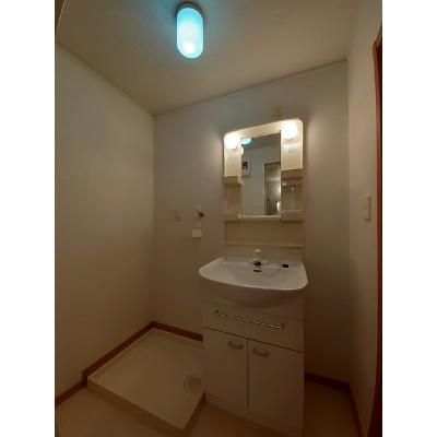 カーサ・ブリーゼ 202【管理NO：1-015020501-02020】 ★家具家電は申し込み後に搬入します★ ★2026年09月中旬入居可能★の物件写真6