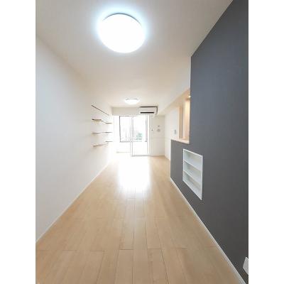 コマクサ 103【管理NO：1-024602301-01030】 ★家具家電は申し込み後に搬入します★の物件写真2