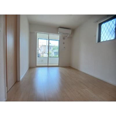 エテルノ 101【管理NO：1-023616201-01010】 ★家具家電は申し込み後に搬入します★ ★2026年09月下旬入居可能★の物件写真2