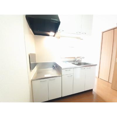 ウララ 202【管理NO：1-014484501-02020】 ★家具家電は申し込み後に搬入します★ ★2026年09月中旬入居可能★の物件写真3