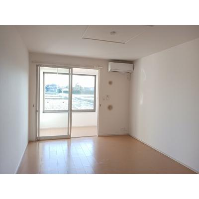 ハッピーハウス 104【管理NO：1-018477101-01040】 ★家具家電は申し込み後に搬入します★ ★2026年09月中旬入居可能★の物件写真2