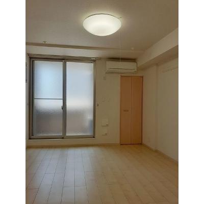 ソレイユ静岡 302【管理NO：1-020879901-03020】 ★家具家電は申し込み後に搬入します★ ★2026年09月中旬入居可能★の物件写真2
