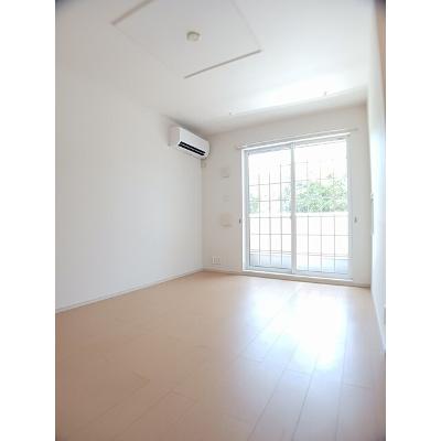 クルミ 103【管理NO：1-018216501-01030】 ★家具家電は申し込み後に搬入します★ ★2026年10月上旬入居可能★の物件写真2