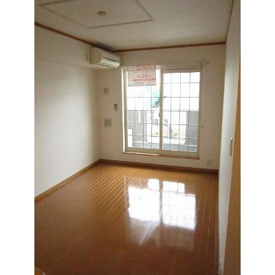 トロワ　ブリランⅢ 202【管理NO：1-013912403-02020】 ★家具家電は申し込み後に搬入します★ ★2026年10月上旬入居可能★の物件写真2