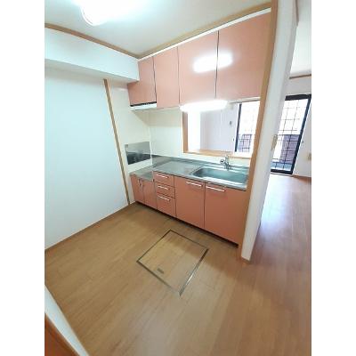 レジデンス比良出 102【管理NO：1-013013401-01020】 ★家具家電は申し込み後に搬入します★ ★2026年09月上旬入居可能★の物件写真3