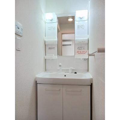 プリムローズ 101【管理NO：1-018757101-01010】 ★家具家電は申し込み後に搬入します★ ★2026年09月上旬入居可能★の物件写真6
