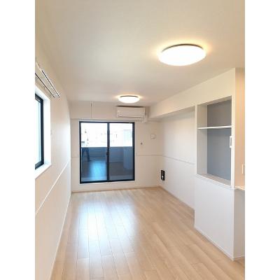 ファスファラス 205【管理NO：1-026848301-02040】 ★家具家電は申し込み後に搬入します★ ★2026年10月上旬入居可能★の物件写真2