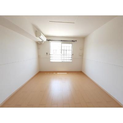グリシーヌ１番館 202【管理NO：1-016341801-02020】 ★家具家電は申し込み後に搬入します★ ★2026年09月下旬入居可能★の物件写真2