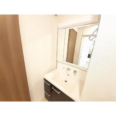 apartment 滋賀県湖南市平松北１丁目７－１ 

↓地図はこちらから