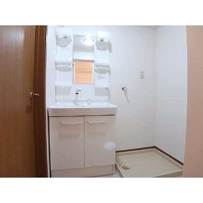 セイント・サチ 301【管理NO：1-011343201-03010】 ★家具家電は申し込み後に搬入します★の物件写真6