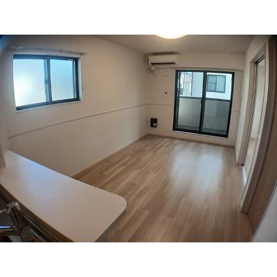 シャリティ・ベルⅡ 201【管理NO：1-028079002-02010】 ★家具家電は申し込み後に搬入します★の物件写真2