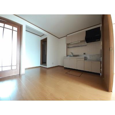 ピュアメゾン 101【管理NO：1-010158601-01010】 ★家具家電は申し込み後に搬入します★の物件写真2