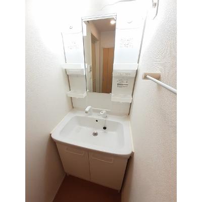 グランツ　旭 301【管理NO：1-021560201-03010】 ★家具家電は申し込み後に搬入します★ ★2026年10月中旬入居可能★の物件写真6