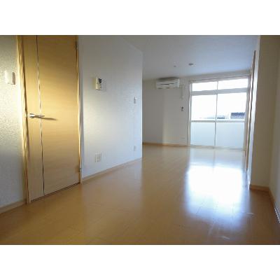 ドミール・ジョリー 102【管理NO：1-004677501-01020】 ★家具家電は申し込み後に搬入します★ ★2026年09月中旬入居可能★の物件写真2